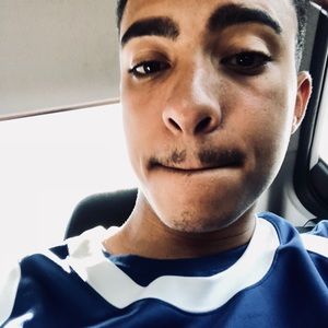 Meet your Posher, Gregory